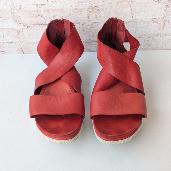 Eileen Fisher Bold Red Sandals - Picture 1 of 10